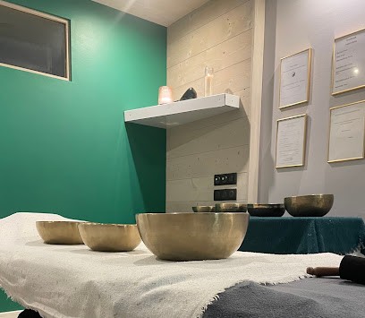 Lucile GERFAUD-VALENTIN - Thérapeute holistique - Reiki - Sonothérapie - Alimentation, Thérapeute Reiki à Combloux