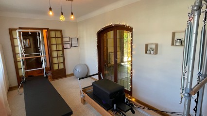Pilates Centre Yoga Massage, Studio de Pilates à Martigues