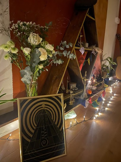 Dhâma, Demeure De L'Être, Cours de Yoga à Saint-Nazaire