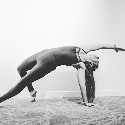 Lara__yoga, Cours de Yoga à Peyrolles-en-Provence