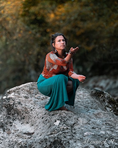 Aurore Ferron, Thérapeute Reïki, Thérapeute de l'âme, Sophrologie, Thérapeute Reiki à Brignais