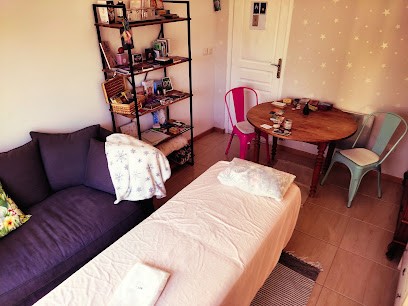 Magnétisme Cartomancie Victoire ALBIGEOIS, Thérapeute Reiki à Mèze