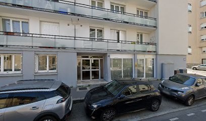 Elena Hélène Poletti, Cours de Yoga à Lyon 03