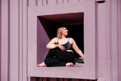 Claire Castagne, Cours de Yoga à Montrouge