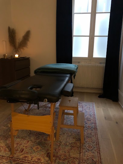 Myriam Amar , Reiki , Magnétisme, Séance Énergétique , ., Thérapeute Reiki à Dole