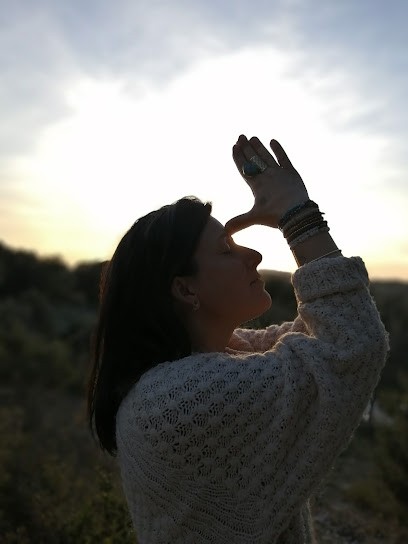 Âmes De Louves, Cours de Yoga à Sauveterre
