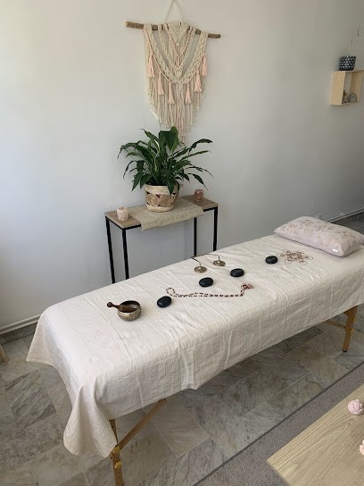 Daupin Sarah Magnétiseuse, Sophrologue, Masseuse ayurvedique, Thérapeute Reiki au Cannet