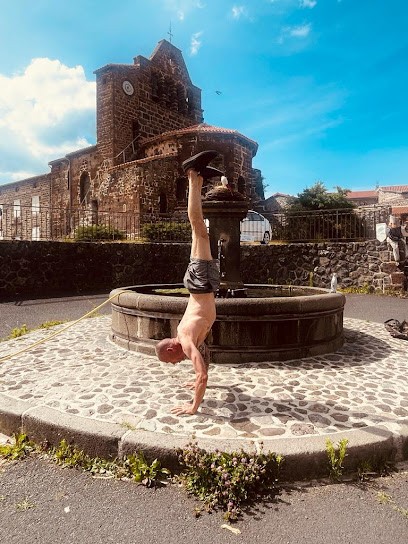 Bhavani Yoga - Thomas Carruelle, Cours de Yoga à Valensole