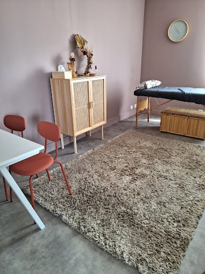 Chloé Rossi - Accompagnement holistique feminité et hypersensibilité, Thérapeute Reiki à Guilherand-Granges