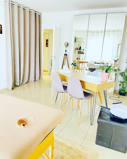 Yaële Fadloun - Maître Reiki, Karmique, Transgénérationnel & Shiatsu - Accompagnement énergétique Pour Femmes Et Enfants, Thérapeute Reiki à Vence