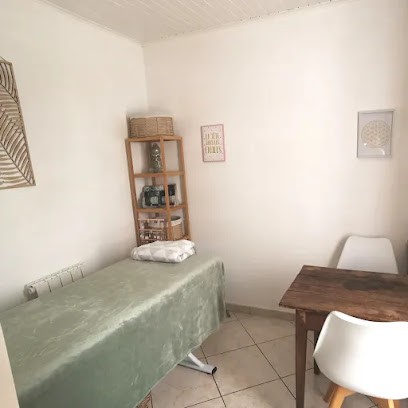 Claudie Bien Être (magnétiseuse, Coupeuse De Feu, Lithothérapie, Minéraux, Bijoux En Pierres Naturelles), Thérapeute Reiki à Saint-Thuriau