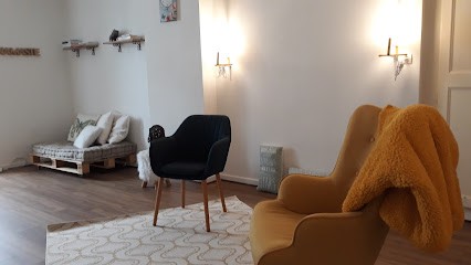 Blandine Hullin Sophrologist And Professor De Yoga, Cours de Yoga à Mauges-sur-Loire