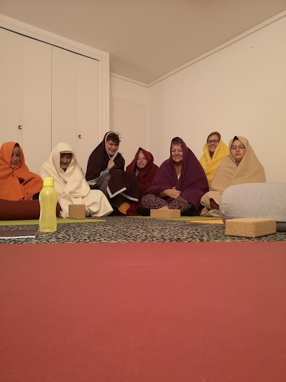 Previction Yoga : Le Yoga Débutant Sur Niort, Cours de Yoga à Niort