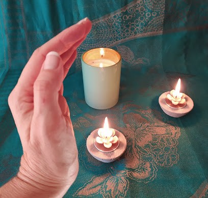 Maguy Poitevin - Massage bien-être/Formations Reiki & Lahochi - Vendée 85 et Val d'Oise 120 rue Adrien lemoine 95300 Pontoise, Thérapeute Reiki à La Réorthe