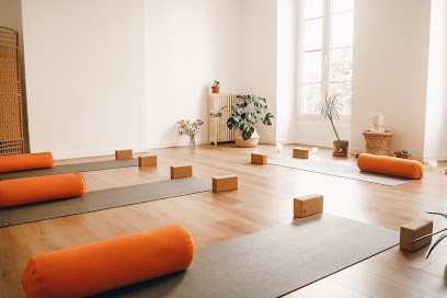 Movement Yoga Studio, Cours de Yoga à Poitiers