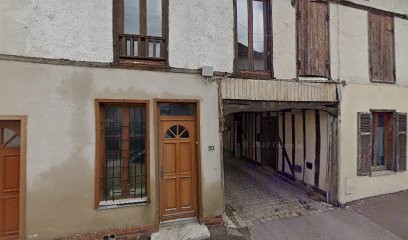 Mélaine Apostolidès, Cours De Yoga Traditionnel, Massages Ayurvédiques, Cours de Yoga à Troyes