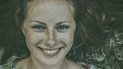 Femme Sereine, Thérapeute Reiki à Saint-Thibault-des-Vignes