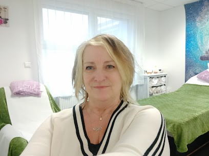 Muriel Soins énergétiques - Maître Reiki Usui - Massage des 5 continents, Thérapeute Reiki à Scionzier