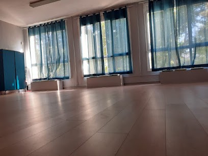 Merryoga, Cours de Yoga à Marseille 11