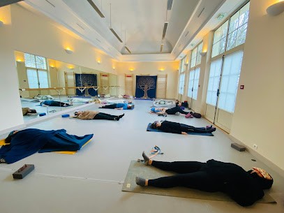 Yoga Spirit 92, Cours de Yoga à Marnes-la-Coquette