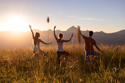 Clémence - Randonnée & Yoga, Cours de Yoga à Saint-Gervais-les-Bains