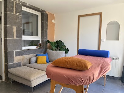 April Joy: Énergéticienne, Thérapeute Reiki à Loubeyrat