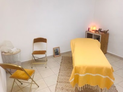 Julie DESVEAUX- Thérapeute Énergétique, Thérapeute Reiki à Nézignan-l'Évêque