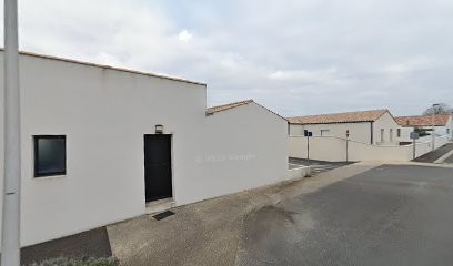 Geneviève CORLAY - FLEUR DE COEUR Association 1901, Thérapeute Reiki à Charron