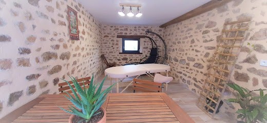 Angèle, praticienne en Reiki, Thérapeute Reiki à Luzy