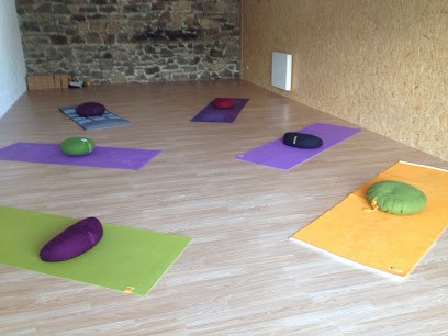 Yoga Vert Nature, Cours de Yoga à Piégut-Pluviers