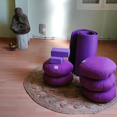 Madame Médite, Cours de Yoga à Miramas