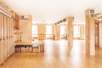 Yoga Center Iyengar, Cours de Yoga à Marseille 04