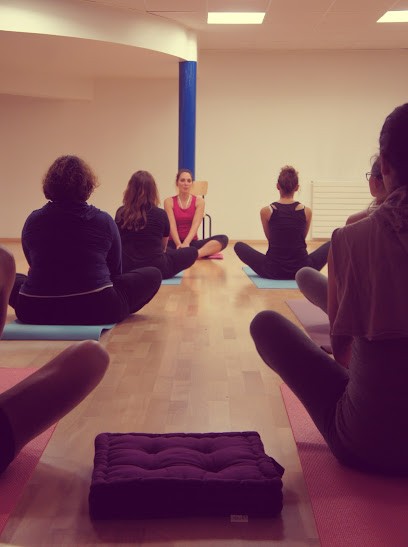 YogaCalme, Cours de Yoga à Oms