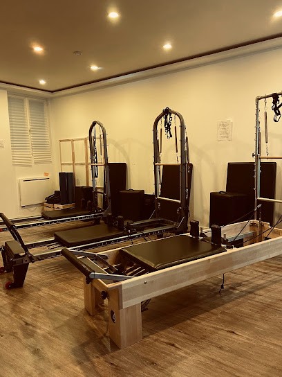 A-Lyne Pilates Formation Et Studio, Studio de Pilates à Paris 10