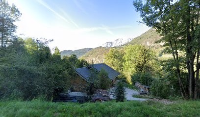 Tripard Eline, Cours de Yoga à Serraval