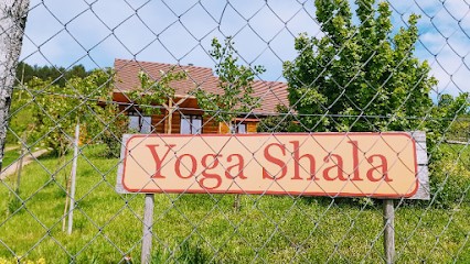Yoga Shala, Cours de Yoga à Saint-Aubin-sur-Yonne