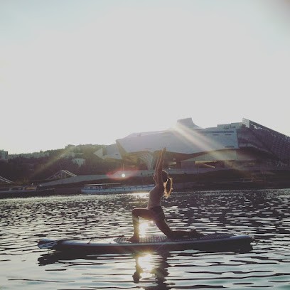 Malini - Prof Yoga / Therapist En Ayurvéda, Cours de Yoga à Lyon 06